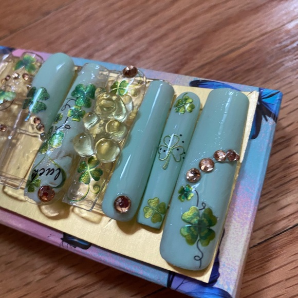 Shamrock ☘️ Spring Time Xl Nails - Picture 3 of 5